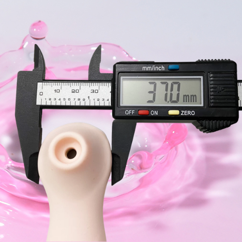 Lưỡi bú mút ngực kích thích 7