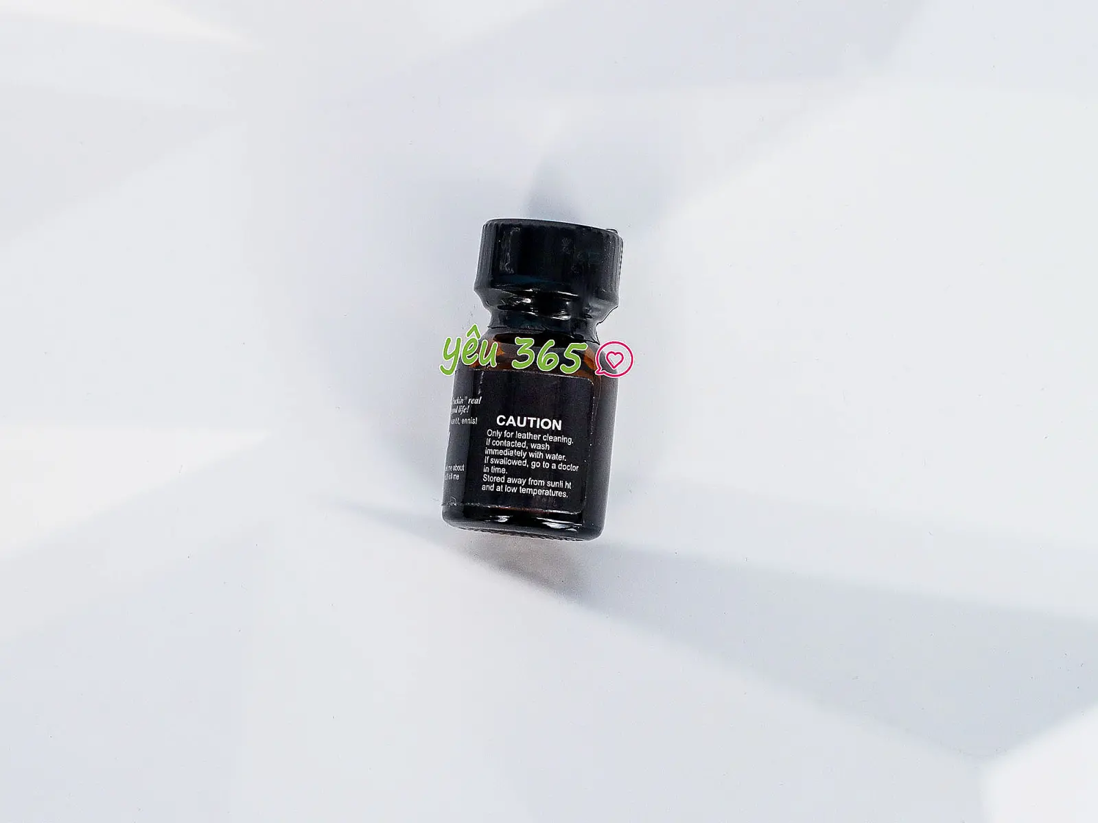 Chai hít Man At Paly Black 10ml tăng cảm giác hưng phấn