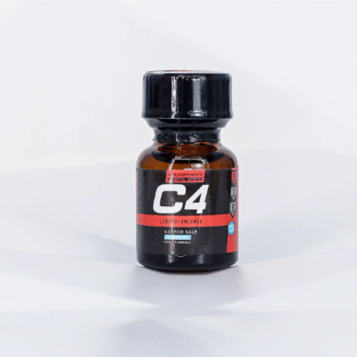 Chai hít C4 Liquid Incense Red tăng cảm giác hưng phấn