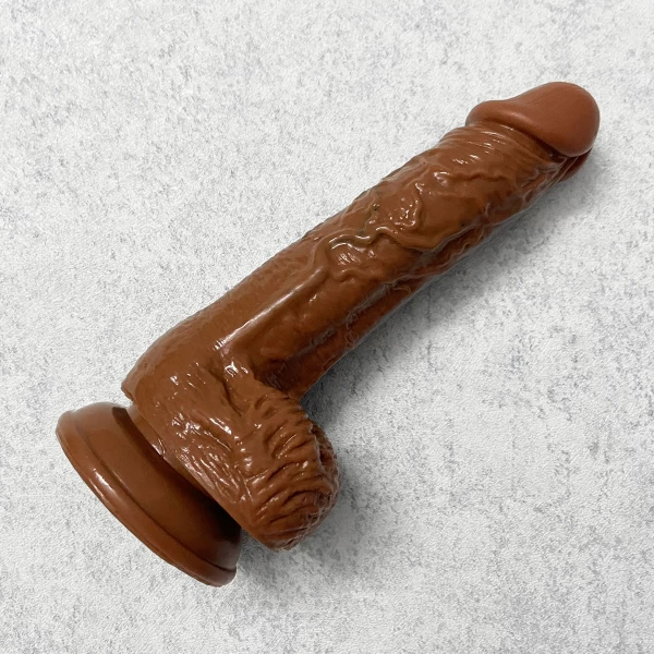 Dương vật giả có đế da nâu Royal Ares