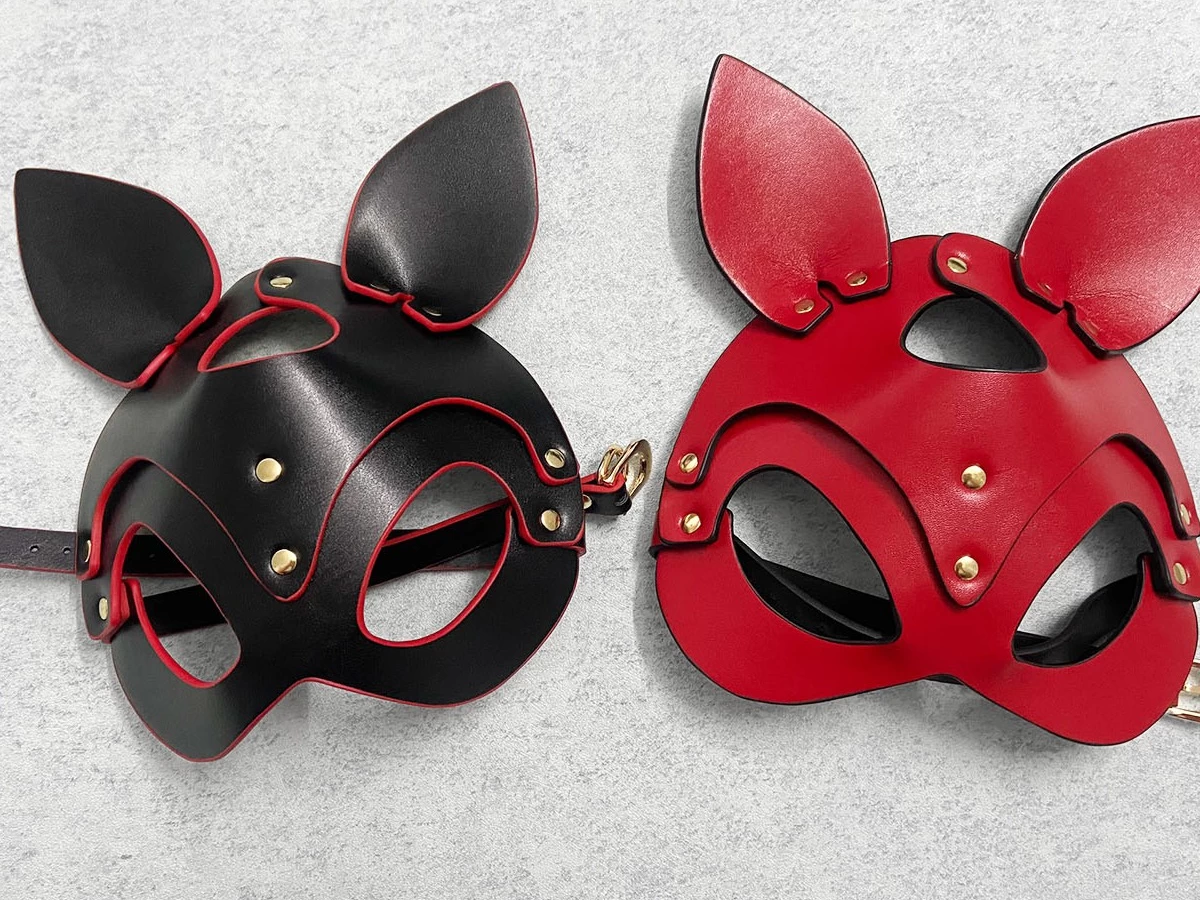 Đồ chơi bạo d&acirc;m mặt nạ C&aacute;o gợi dục