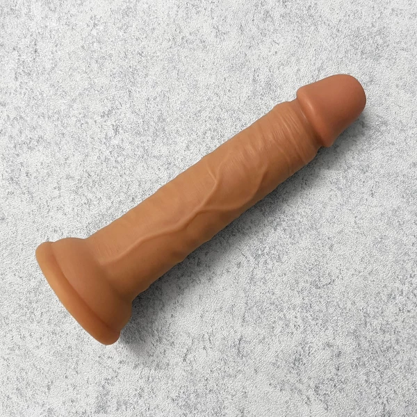 Dương vật giả có đế siêu mềm 7 inch