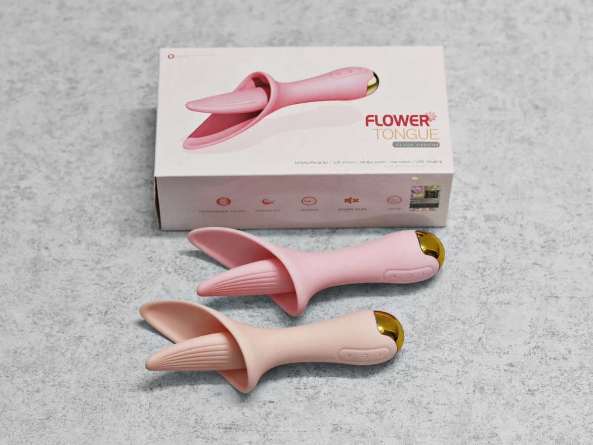 M&aacute;y m&aacute;t xa lưỡi liếm massage Flower rung nhiều chế độ nhỏ gọn