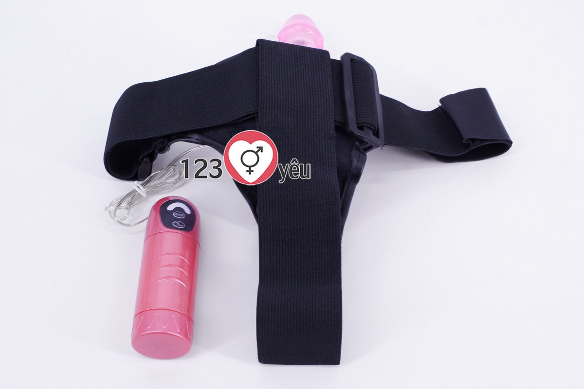 Dương vật giả có dây đeo Ultra Rung xoay 8