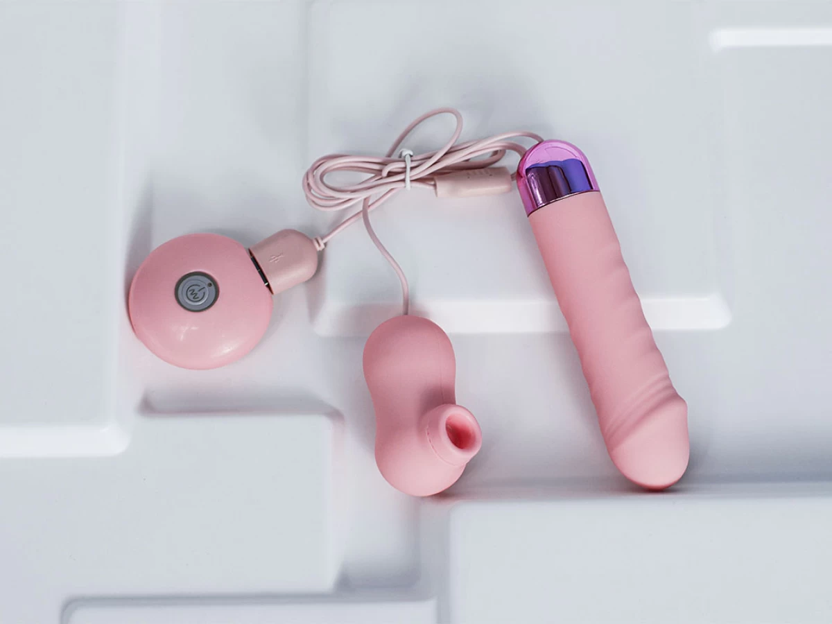 Trứng rung t&igrave;nh y&ecirc;u 2 đầu b&uacute; h&uacute;t cực ph&ecirc;