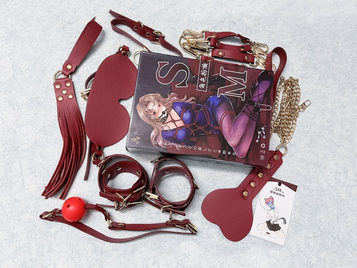 Bộ đồ chơi bạo d&acirc;m SM m&agrave;u đỏ 9 m&oacute;n