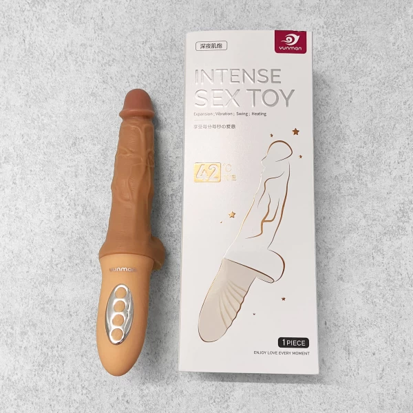 Dương vật giả Intense rung thụt, phát nhiệt 42 độ